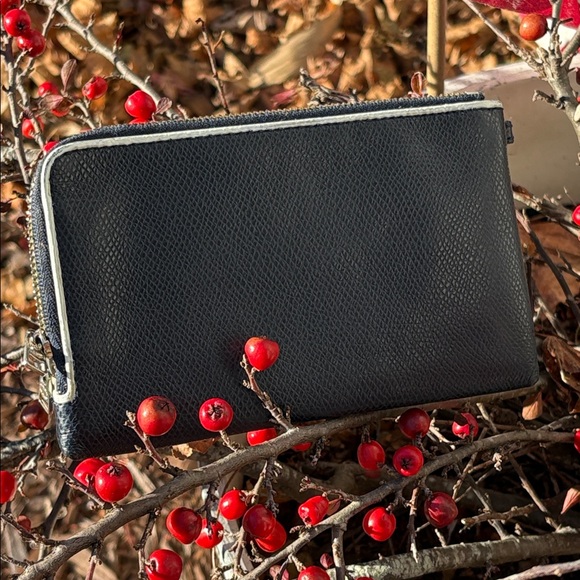 Coach Double Zipper Pocket Leather Wristlet Navy Blue  with Missing Handle - Picture 4 of 16